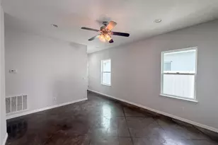 2953 Whispering Trails Dr, Winter Haven, FL 33884 - Photo 8