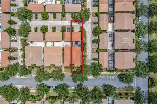 8418 Leatherleaf Ln, Orlando, FL 32827 - Photo 32