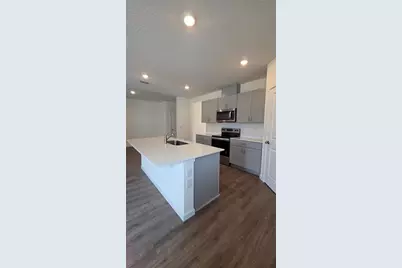 5857 Cool Spring Cove, Saint Cloud, FL 34771 - Photo 4