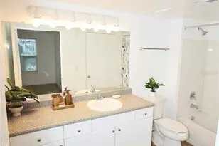 300 E South St, Orlando, FL 32801 - Photo 12