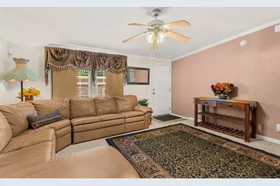 1722 Evergreen Street, Kissimmee, FL 34746 - Photo 4
