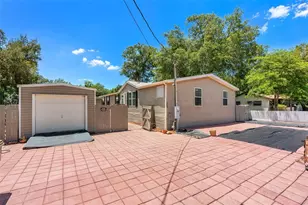 1722 Evergreen St, Kissimmee, FL 34746 - Photo 2