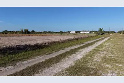 19039 NW 252nd Street, Okeechobee, FL 34972 - Photo 4