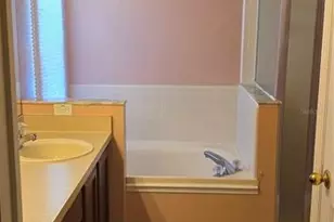 1607 Stanbury Dr, Orlando, FL 32818 - Photo 2