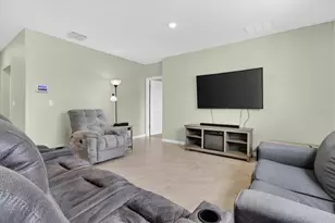 11112 Amber Ridge Dr, Zellwood, FL 32798 - Photo 12