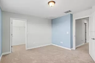 10025 Ivory Dr, Sun City Center, FL 33573 - Photo 16