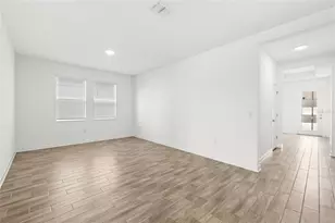 3084 Ella Wy, Saint Cloud, FL 34771 - Photo 6