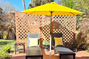 727 Rolling Hills Dr, Port Orange, FL 32129 - Photo 2