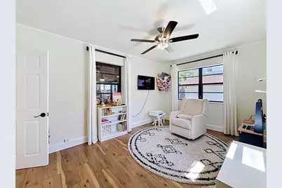 821 83rd St, Miami Beach, FL 33141 - Photo 14