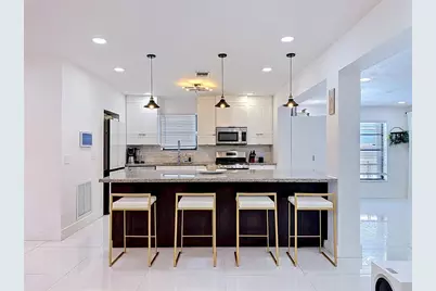 821 83rd St, Miami Beach, FL 33141 - Photo 6