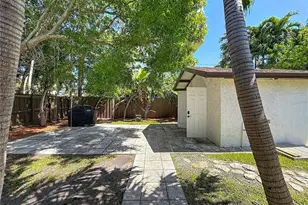 821 83rd St, Miami Beach, FL 33141 - Photo 22