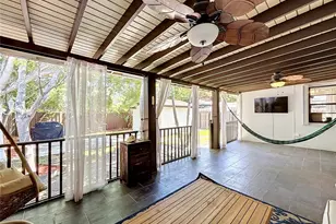 821 83rd St, Miami Beach, FL 33141 - Photo 18