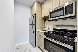 821 83rd St, Miami Beach, FL 33141 - Photo 26