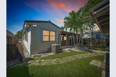 821 83rd St, Miami Beach, FL 33141 - Photo 20
