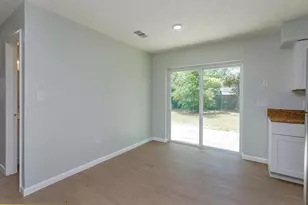 327 Little Rock Ct, Ocoee, FL 34761 - Photo 6