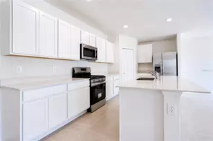 371 Artemis St, Lake Wales, FL 33853 - Photo 4