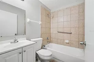 1301 Mohrlake Dr, Brandon, FL 33511 - Photo 14