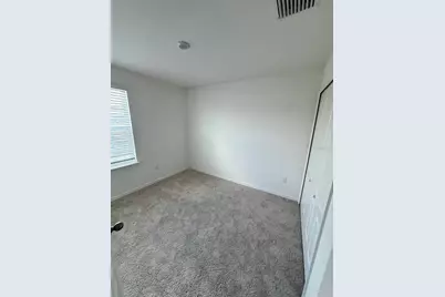 10817 Ironwood Tree Way, San Antonio, FL 33576 - Photo 12