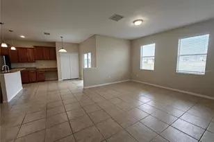 2221 Grantham Ave, Davenport, FL 33837 - Photo 6