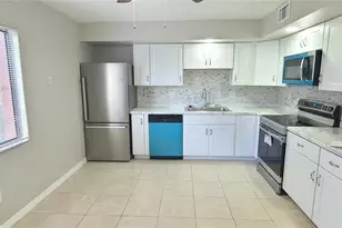 2118 Oak Meadow Cir, South Daytona, FL 32119 - Photo 6