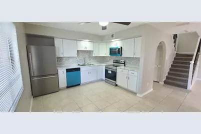 2118 Oak Meadow Circle, South Daytona, FL 32119 - Photo 4