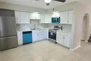 2118 Oak Meadow Cir, South Daytona, FL 32119 - Photo 4