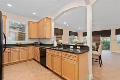 828 Ellwood Avenue #J, Orlando, FL 32804 - Photo 4