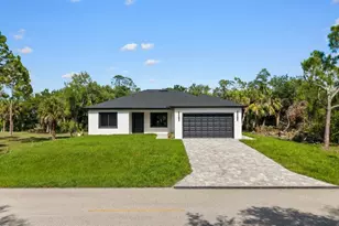 42 Venango St, Port Charlotte, FL 33954 - Photo 2