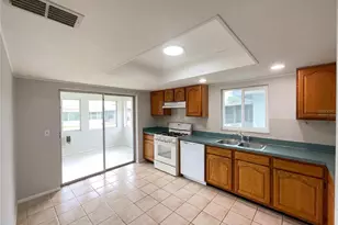 5508 Silent Brook Dr, Orlando, FL 32821 - Photo 2