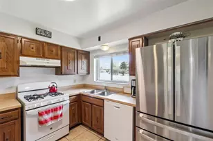 10044 Garrison Ln, Orlando, FL 32821 - Photo 12
