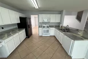707 Battery Pointe Dr, Orlando, FL 32828 - Photo 8