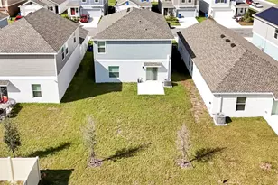 1713 White Water Ct, Davenport, FL 33837 - Photo 4