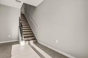 2316 E Concord St, Orlando, FL 32803 - Photo 2