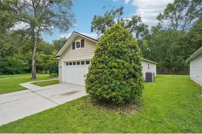 12104 NW 162nd Drive, Alachua, FL 32615 - Photo 8