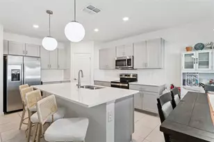 1111 Calico Pointe Cir, Groveland, FL 34736 - Photo 12