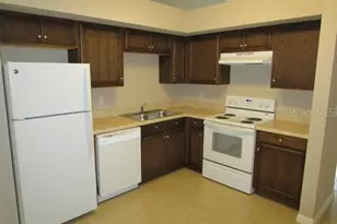 1704 Ridgewood Ln, Sanford, FL 32773 - Photo 4