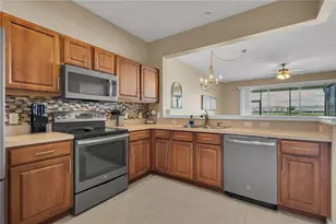 4939 Pond Ridge Dr, Riverview, FL 33578 - Photo 4