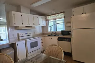 4007 Cohen Dr, Zellwood, FL 32798 - Photo 12