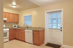 7675 Stratford Blvd, Orlando, FL 32807 - Photo 10