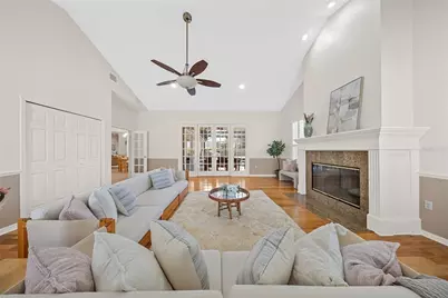 2016 Whitfield Lane, Orlando, FL 32835 - Photo 6