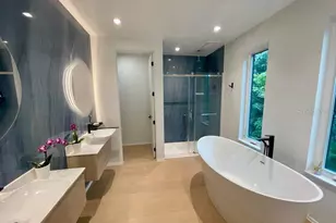 2945 Pyrula Dr, Longboat Key, FL 34228 - Photo 24