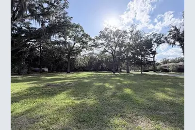 934 NE 28th Avenue, Ocala, FL 34470 - Photo 2