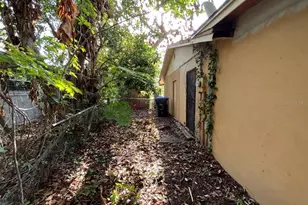 1648 Messina Ave, Orlando, FL 32811 - Photo 34