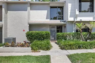121 Crown Point Cir, Longwood, FL 32779 - Photo 2