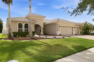 3716 Paradiso Cir, Kissimmee, FL 34746 - Photo 4