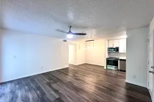 2452 Oak Park Way, Orlando, FL 32822 - Photo 6
