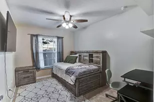 5010 Treasure Cay Rd, Tavares, FL 32778 - Photo 18