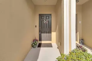 13527 Daniels Landing Cir, Winter Garden, FL 34787 - Photo 2