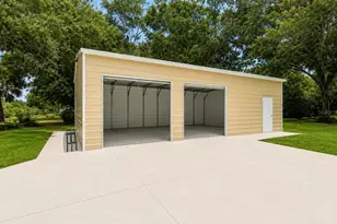 1944 Levine Ln, Clearwater, FL 33760 - Photo 60