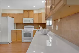 7437 Burnway Dr, Orlando, FL 32819 - Photo 20